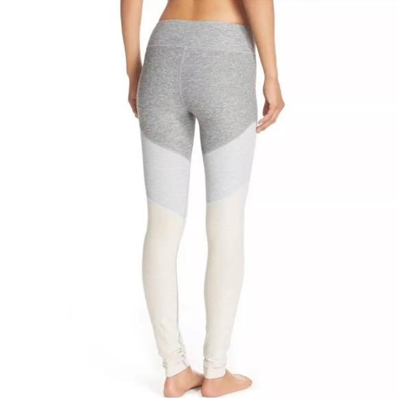 EUC Outdoor Voices Gray Gradient Color Block Full Length Athletic Leggin… - Picture 3 of 6